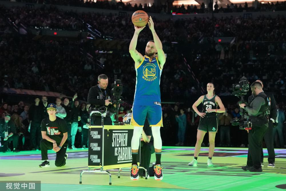 申雪的肩上 申雪的肩上