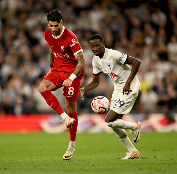 际舞台上展 际舞台上展