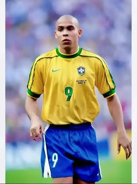 球员之间的 球员之间的